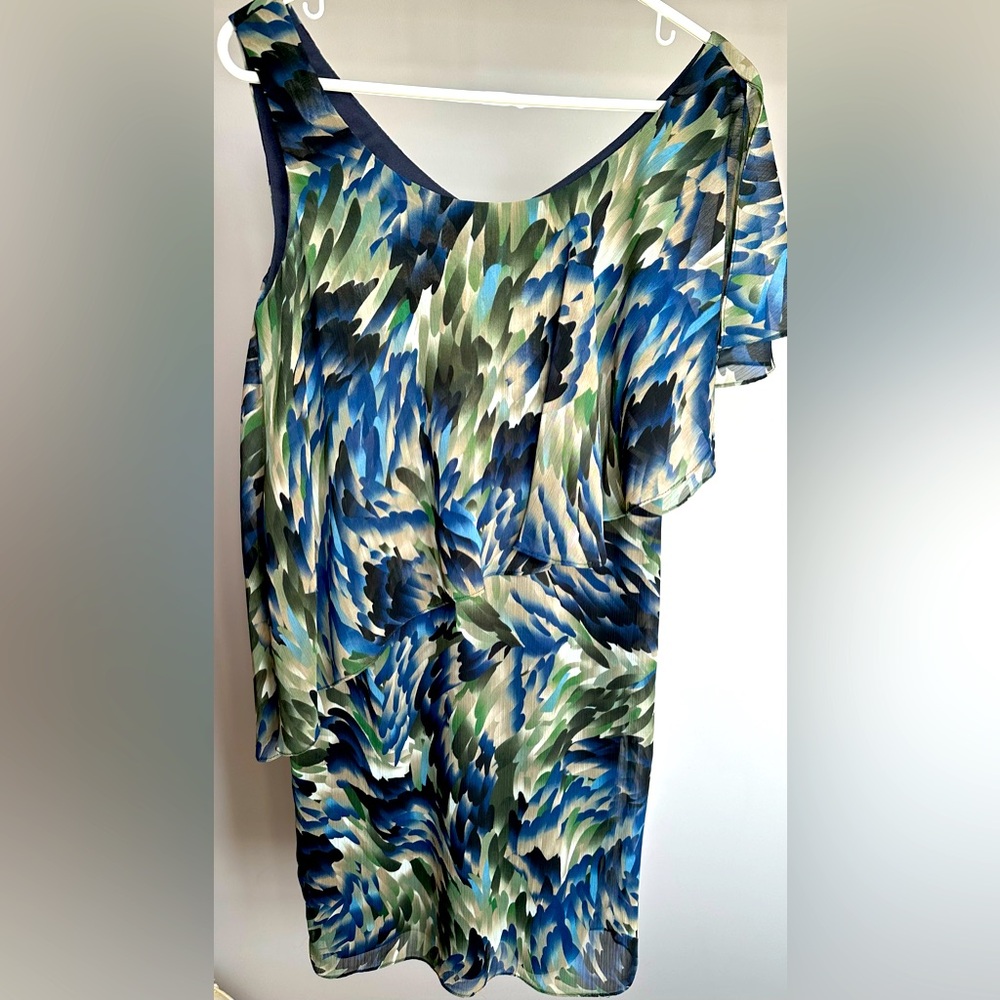R&M RICHARDS size 10 multicolored sleeveless dress with flutter ruffle.